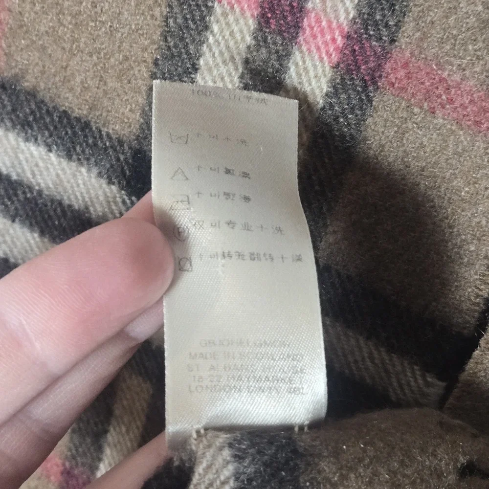 Burberry london cashmere